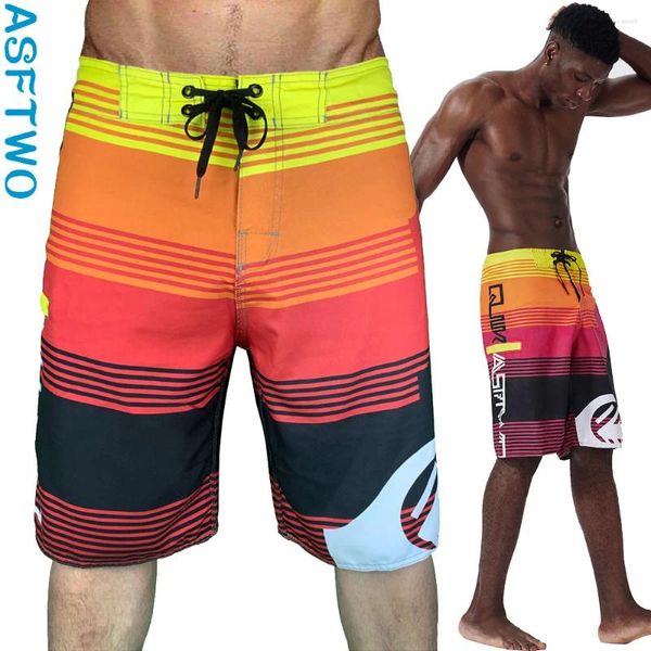 Pantalones cortos para hombres 2024 Velocidad informal de verano Pantalones de playa seca Bloque a cuadros Níquel de Surf Surfing Níquel de cinco puntos