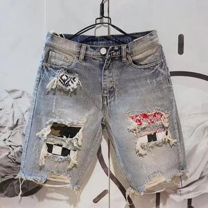 Shorts pour hommes 2024 été hommes trou Denim pantalon court mode mendiant gratté cinq pièces Jeans Shorts 24001