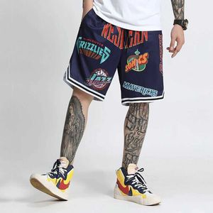 Shorts pour hommes Américain Rétro Hiphop Shorts Hommes Lâche High Street Sports Boxe Sports Casual Mode Droite Cinq Points Pantalon D'été J240305