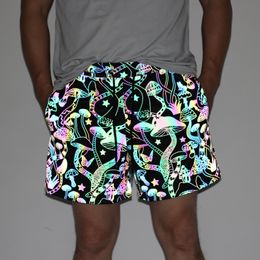 Shorts pour hommes Arrivée Réfléchissant Hommes Nuit Jogging Réfléchir Lumière Champignon Coloré INS Respirant Vêtements D'été Bermuda Masculina 230110