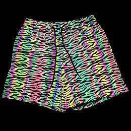 Heren shorts Celana Pendek Reflektif Cetak Zebra Warna Warni Untuk Pria Olahraga Jogging Yoga Berpendar Malam Pakaian Bercahaya Hip Hop 230427