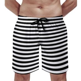 Shorts masculins à rayures classiques à rayures vintage Horizontal Black Stripes pantalons courts imprimés Running Surf Fast Dry Swim Trunks