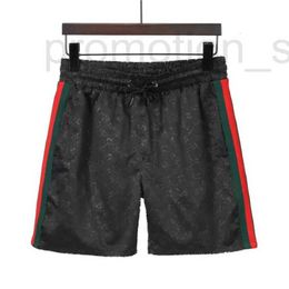 Pantalones cortos para hombres Diseñador 2023 Estilo de diseñador Tela impermeable Pantalones de pista Pantalones de playa de verano Pantalones para hombre Tablero Hombres Surf Swim Trunks Sport Shortss 7MI8