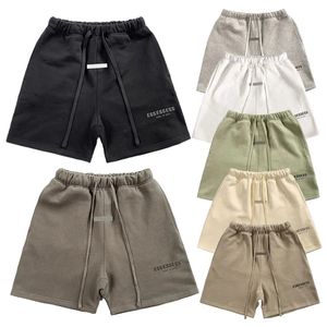 Pantalones cortos para hombres Pantalones cortos de diseño Hombres Carta Impresa Deportes para hombre Essen Essentail Estilo suelto Cordón Longitud de la rodilla