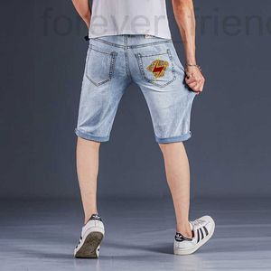 Heren shorts ontwerper zomer dunne medusa geborduurde bijgesneden jeans mode gepersonaliseerde slanke rechte broek high-end shorts 63i333