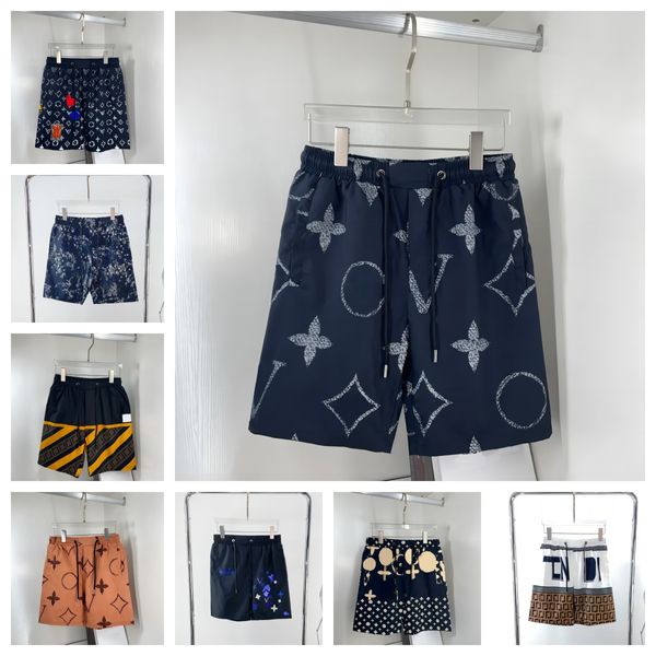 Pantalones cortos para hombres Pantalones de baño de diseñador Carta de moda Pantalones cortos de playa con tablero impreso Pantalones cortos de baño de secado rápido Verano Tamaño asiático M - 3XL