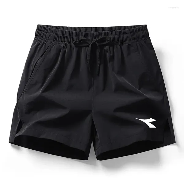 Pantalones cortos para hombres DIADORA Bádminton Competición Deportes Transpirable Secado rápido Tenis Fitness Runner Alta calidad