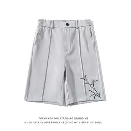Shorts masculins Fashion Chino Mens 2024 Vêtements de rue coréens pliés décontractés Bermuda Q240427