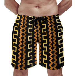 Heren shorts Golden Modern Noords Patroonbord Samenvatting Geometrische man Classic Beach Short Pants Trenky Customs Swimming Trunksmen's