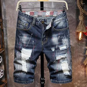 Heren shorts Graffiti scheurde korte jeans 2024 zomer mode casual slank big gat retro stijl denim mannelijk merk kleding