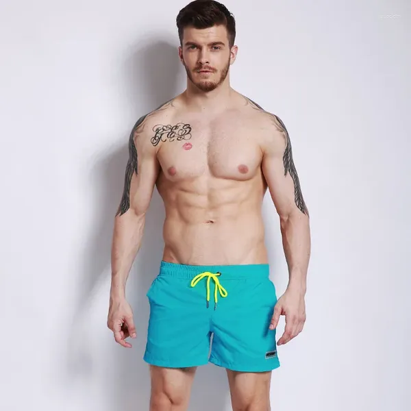 Shorts pour hommes JD1 2024 Summer Beach Serré Natation Hommes Pool Party Maillots de bain Slips Bikinis Maillots de sport