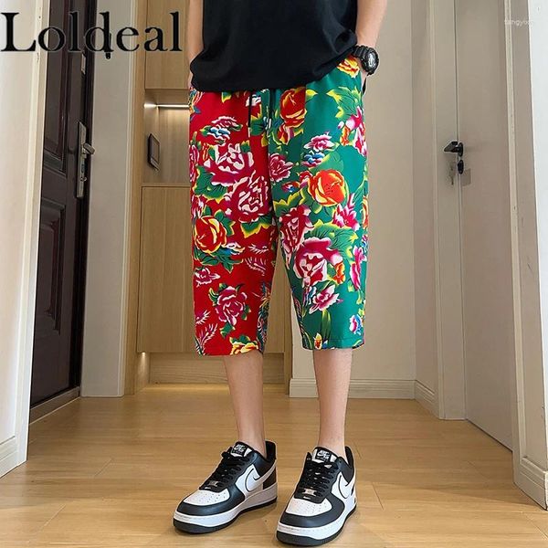 Short masculin Grand pantalon coulé à l'épissage floral pour hommes Taille sportive décontractée avec caractéristiques ethniques