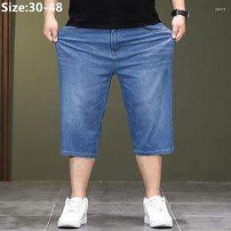 Shorts masculinos soltos tamanho grande jeans longos para homens cintura alta mais 40 42 44 48 verão denim na altura do joelho cortado masculino pai calças