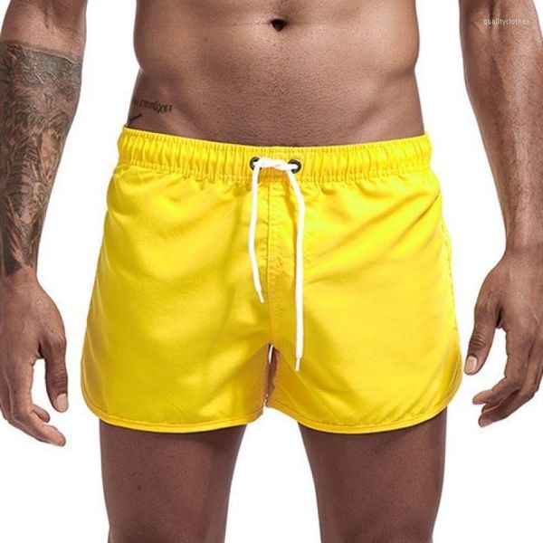 Pantalones cortos para hombres Fitness para hombres Playa sexy Verano Gimnasio Ropa de entrenamiento Hombres Ropa deportiva transpirable Color sólido Traje de baño casual Traje de baño