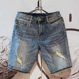 Shorts masculins Mentes décontractées trou de jean Shorts Koreon Nouveaux vêtements de rue Rétro hommes Summer Blue Sports Shirt S2452899