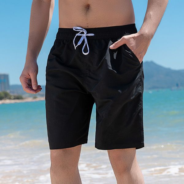 Shorts pour hommes Pantalons de plage à séchage rapide pour hommes professionnels cinq points mode boxer pantalons de natation amples noir grand short décontracté 230404