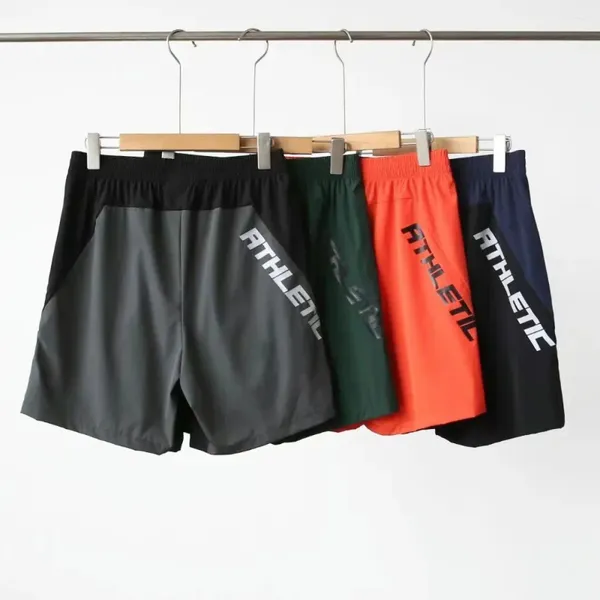 Pantalones cortos para hombres Primavera y otoño Transpiración ligera y transpirable de secado rápido que no cubre la entrepierna Ocio Entrenamiento deportivo al aire libre