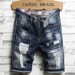 Hommes Shorts été Denim jean court hommes lâche trou droit ruiné conception marque mendiant haute rue grande taille chaussures pantalon pour homme J240124