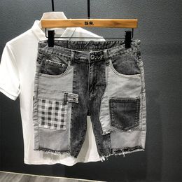 Heren Shorts Zomer Grijze Denim Shorts Knielengte Patchwork Lattice Zak Ontwerp Stiksels Hiphop Straat Zelfontplooiing Jeans Shorts 230704