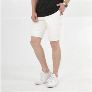 Shorts pour hommes Pantalons en cuir d'été pour hommes Slim Fit Hip Lift Jeunes Pantalon En Cuir Édition coréenne Pantalon de couleur élastique Blanc