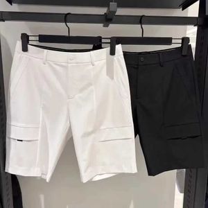 Shorts pour hommes été nouveaux hommes respirant séchage rapide Shorts en plein air classique noir et blanc couleur unie chapeau à la mode J240325