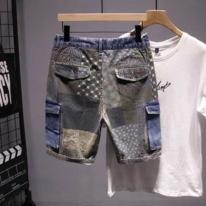 Heren shorts trendy paisley denim shorts voor heren zomer casual hiphop modemerk gedrukt vijf paar straat multi-pocket shorts J240407