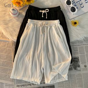 Heren shorts Xgoth Summer Silk Casual Shorts Heren Koreaanse eenvoudige trend Half Pant Trend Loose Beach Shorts Unisex Hip Hop City Shorts 230404