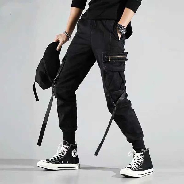 Pantaloni stile harem con tasche laterali da uomo 2021 Autunno Hip Hop Nastri casual Design Pantaloni da jogging maschili Pantaloni Moda Streetwear Pantaloni neri Y0811