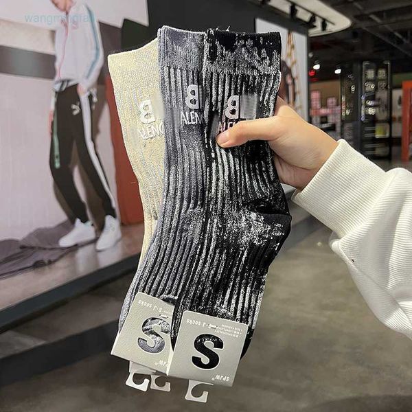 Joyería Sj para hombres Wosocks Tinta salpicada Pintado con aerosol Luz europea Lujo Ins Moda Tubo medio Algodón Nuevas letras para otoño e invierno 780a