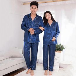 Vêtements de nuit pour hommes 2023 soie Satin hommes femmes pyjamas ensemble Couple couleur unie à manches longues costume décontracté deux pièces pyjama élastique Homewear
