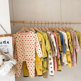 Vêtements de nuit pour hommes pyjamas de sous-vêtements pour hommes et femmes bébés dessin animé vêtements de maison couleur coton chaud