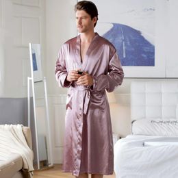 Vêtements de nuit pour hommes ample grande taille hommes Robe Kimono Robe de bain été décontracté chemise de nuit Sexy vêtements de nuit col en v Satin longue maison vêtements