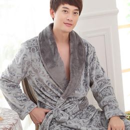 Vêtements de nuit pour hommes Hommes Hiver Épais Chaud Flanelle Peignoir Hommes De Luxe Kimono Robe De Bain Robes Sexy Mâle Robe De Chambre Thermique Pyjamas 2023