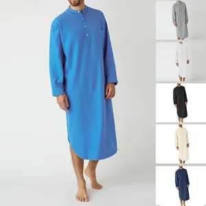 Ropa de dormir para hombres Ropa de hombres musulmanes Vestidos islámicos Moda Kaftan Pakistán Caftan Arabia Saudita Thobe Marroquí Dubai Musulman Abotonado Sólido