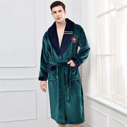 Vêtements de nuit pour hommes surdimensionné 3XL Kimono Robe de bain corail polaire Robe pour hommes chaud doux unisexe revers peignoir Lingerie amoureux vêtements de nuit