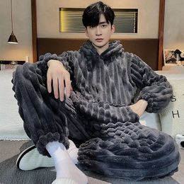 Heren Nachtkleding Pyjama Washandje Verdikte Capuchon Warm Koraal Fleece Homewear Pak Winter Familie Kerst 231031