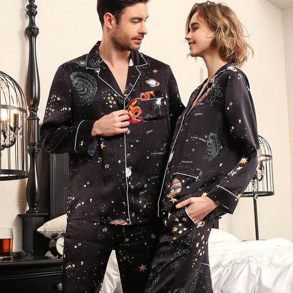 Ropa de dormir de los hombres Pijama de seda real Mujer Verano de manga larga Pareja de gusanos de seda Negro Cielo estrellado Pijamas masculinos Conjuntos de dos piezas T8197QL