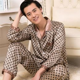 Slaapkleding voor heren Silk Pijama Unit Men Spring herfst Pyjama Set Satin Lounge broek Lange mouw Shirt Gedrukt Sleepwear Mannelijke nachtkleding M-XXXL 230311
