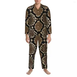 Nachtkleding voor heren Slangenhuidschaal Herfst Faux Pythonprint Vintage oversized pyjamaset Heren Lange mouwen Mode Vrije tijd Aangepaste nachtkleding