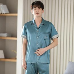 Ropa de dormir para hombre, conjunto de pijamas de manga corta de Color sólido, ropa de casa con solapa para hombre, traje para dormir, camisa, pantalones cortos, cárdigan bordado de seda