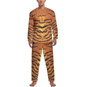 Vêtements de nuit pour hommes Pyjamas imprimés en peau de tigre Hommes Animal Belle Nuit Automne Manches Longues 2 Pièces Ensemble de Conception de Maison