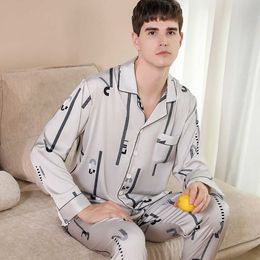 Ropa de dormir para hombres Pijamas de seda con estampado Trendyol Conjuntos de pijamas para hombres Primavera Verano Satén fino Manga larga Tops para dormir Cintura elástica Pijama suave para hombres T221103