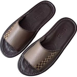 Chaussons pour hommes Sol intérieur de haute qualité Semelle souple Confortable Antidérapant Déodorant Sandales en cuir Prix spécial