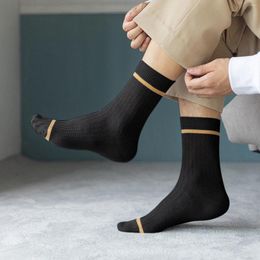 Chaussettes pour hommes 1 paires mâle décontracté rayé solide Invisible respirant moyen Tube chaussette bas Calcetines Divertidos