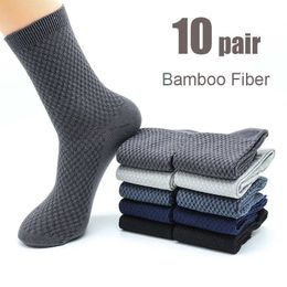 Chaussettes pour hommes 10 paires de chaussettes en fibre de bambou pour hommes Harajuku Retro Respirant Business Man Chaussettes Noir Long Sock Déodorant Gift Set Taille 3946 Z0227