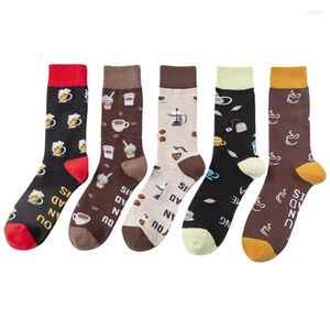 Chaussettes pour hommes 10 paires/lot arrivée tendance moyen haut tube motif de boisson personnalisé heureux hommes coton peigné chaussette en gros