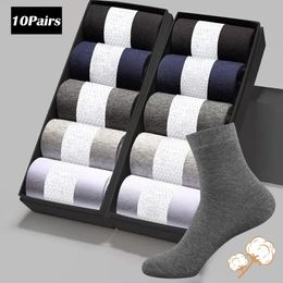 Calzini da uomo 10 paia Confezione da uomo in cotone da lavoro Tubo centrale Deodorante Traspirante Tinta unita Sokken Comfort Sport Versatile Sox 231205