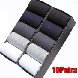 Chaussettes pour hommes 10 paires de fibres de bambou minces femmes hommes rayures d'été respirant long tube chaussette soie sport chaussures en cuir