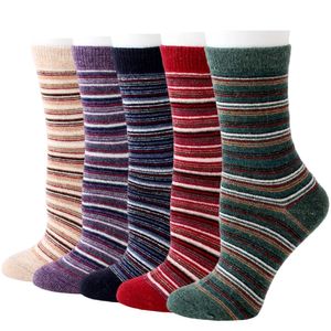 Chaussettes pour hommes 12 paires hiver femmes épaisses chaudes rétro motifs à rayures horizontales confortables mode laine chaussettes de bottes décontractées 230927