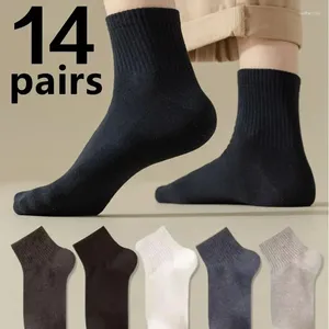 Chaussettes masculines 14 paires de morsures de coton de haute qualité pour les hommes athlétiques et décontractés toute occasion